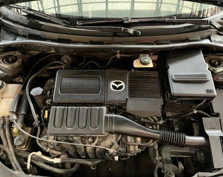 Черный Мазда 3, объемом двигателя 1.6 л и пробегом 211 тыс. км за 5900 $, фото 12 на Automoto.ua