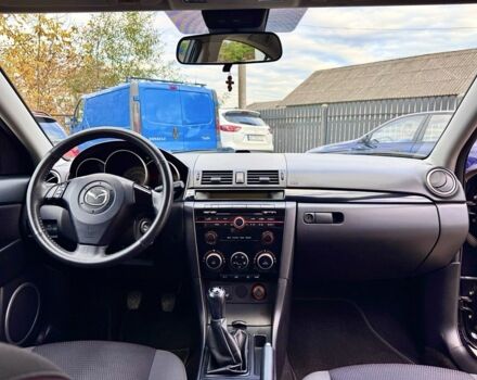 Черный Мазда 3, объемом двигателя 2 л и пробегом 109 тыс. км за 7499 $, фото 5 на Automoto.ua