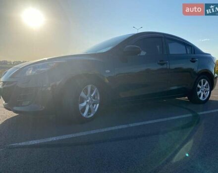 Черный Мазда 3, объемом двигателя 2 л и пробегом 261 тыс. км за 6900 $, фото 3 на Automoto.ua