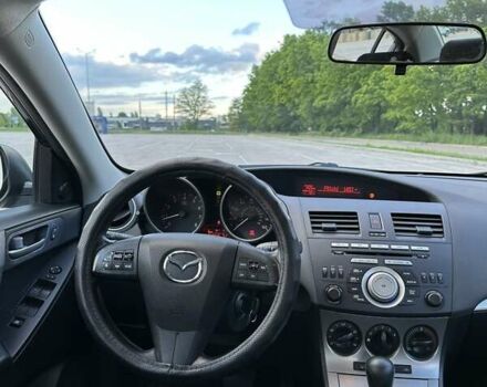 Черный Мазда 3, объемом двигателя 2 л и пробегом 187 тыс. км за 7200 $, фото 24 на Automoto.ua