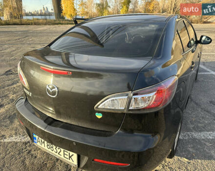 Чорний Мазда 3, об'ємом двигуна 1.6 л та пробігом 188 тис. км за 7400 $, фото 8 на Automoto.ua