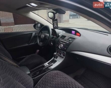 Черный Мазда 3, объемом двигателя 1.6 л и пробегом 257 тыс. км за 7850 $, фото 36 на Automoto.ua