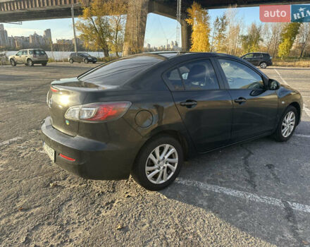 Чорний Мазда 3, об'ємом двигуна 1.6 л та пробігом 188 тис. км за 7400 $, фото 12 на Automoto.ua