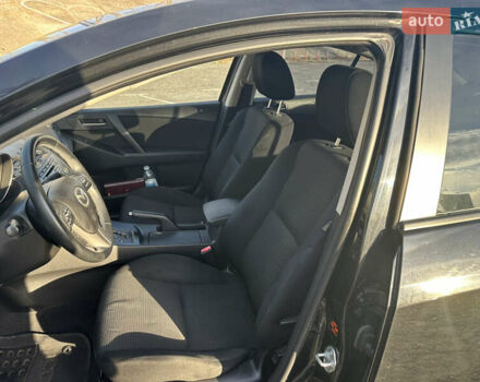 Чорний Мазда 3, об'ємом двигуна 1.6 л та пробігом 188 тис. км за 7400 $, фото 6 на Automoto.ua