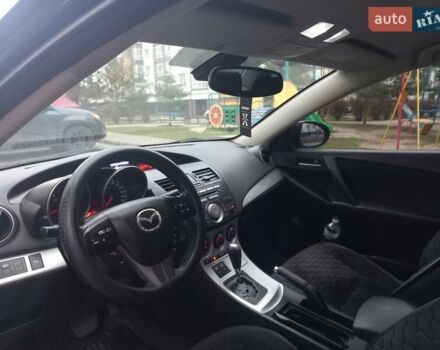 Черный Мазда 3, объемом двигателя 1.6 л и пробегом 257 тыс. км за 7850 $, фото 38 на Automoto.ua