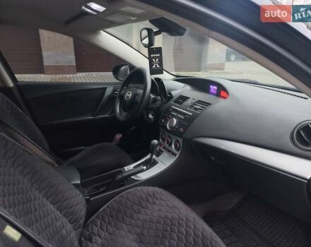 Черный Мазда 3, объемом двигателя 1.6 л и пробегом 257 тыс. км за 7850 $, фото 25 на Automoto.ua