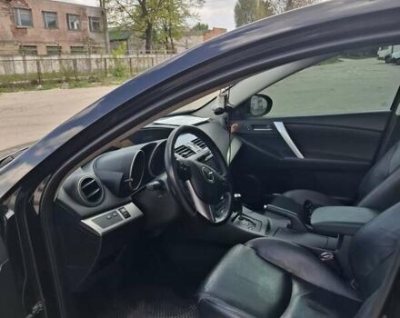 Черный Мазда 3, объемом двигателя 2 л и пробегом 264 тыс. км за 8500 $, фото 5 на Automoto.ua