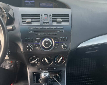 Чорний Мазда 3, об'ємом двигуна 2 л та пробігом 195 тис. км за 7600 $, фото 16 на Automoto.ua