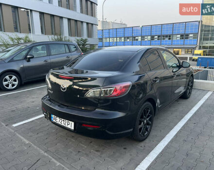 Черный Мазда 3, объемом двигателя 2 л и пробегом 235 тыс. км за 7400 $, фото 9 на Automoto.ua