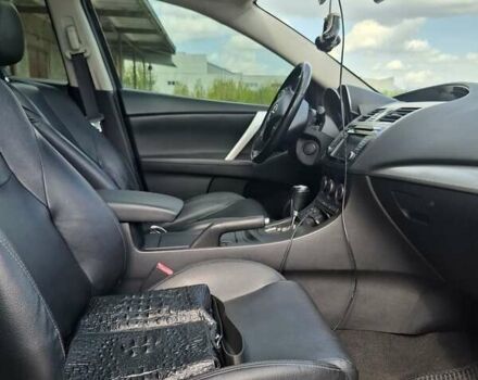 Черный Мазда 3, объемом двигателя 2 л и пробегом 264 тыс. км за 8500 $, фото 8 на Automoto.ua