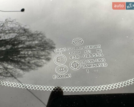 Черный Мазда 3, объемом двигателя 2 л и пробегом 280 тыс. км за 6700 $, фото 18 на Automoto.ua