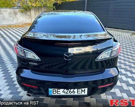 Черный Мазда 3, объемом двигателя 2 л и пробегом 280 тыс. км за 6950 $, фото 4 на Automoto.ua