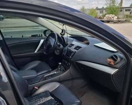 Черный Мазда 3, объемом двигателя 2 л и пробегом 264 тыс. км за 8500 $, фото 7 на Automoto.ua