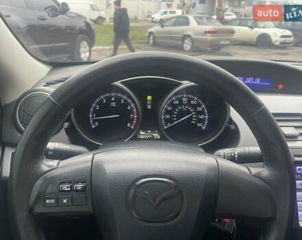 Черный Мазда 3, объемом двигателя 2 л и пробегом 284 тыс. км за 7300 $, фото 9 на Automoto.ua
