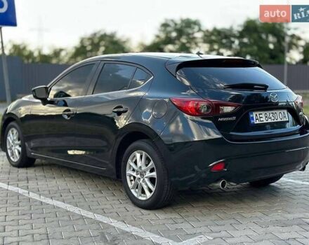 Черный Мазда 3, объемом двигателя 2 л и пробегом 124 тыс. км за 10300 $, фото 4 на Automoto.ua