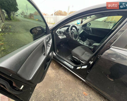 Чорний Мазда 3, об'ємом двигуна 2 л та пробігом 240 тис. км за 7200 $, фото 6 на Automoto.ua