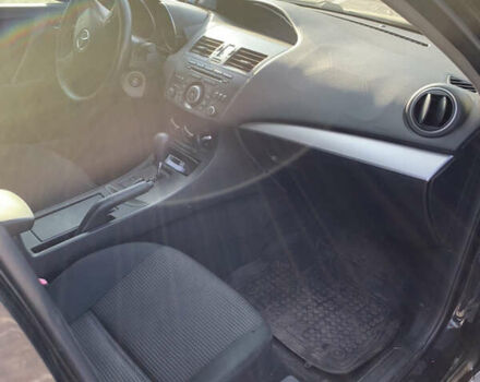 Черный Мазда 3, объемом двигателя 2 л и пробегом 196 тыс. км за 7200 $, фото 16 на Automoto.ua