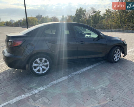 Черный Мазда 3, объемом двигателя 2 л и пробегом 196 тыс. км за 7200 $, фото 6 на Automoto.ua