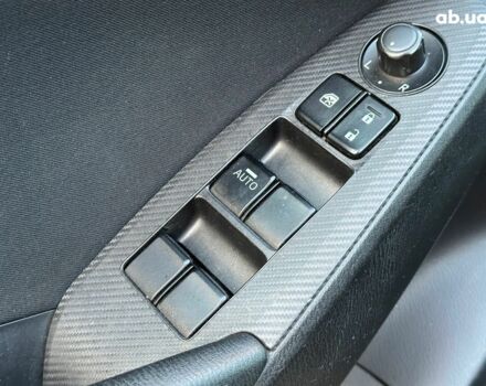 Чорний Мазда 3, об'ємом двигуна 2 л та пробігом 94 тис. км за 10940 $, фото 13 на Automoto.ua