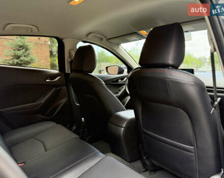 Черный Мазда 3, объемом двигателя 2 л и пробегом 198 тыс. км за 10500 $, фото 23 на Automoto.ua