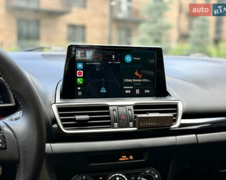 Черный Мазда 3, объемом двигателя 2 л и пробегом 198 тыс. км за 10500 $, фото 13 на Automoto.ua