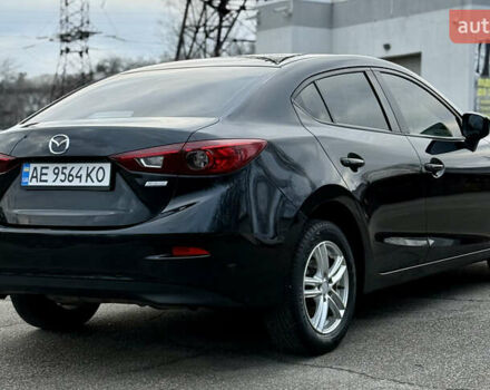 Черный Мазда 3, объемом двигателя 2 л и пробегом 148 тыс. км за 9400 $, фото 8 на Automoto.ua