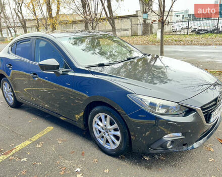 Черный Мазда 3, объемом двигателя 1.5 л и пробегом 143 тыс. км за 9200 $, фото 3 на Automoto.ua