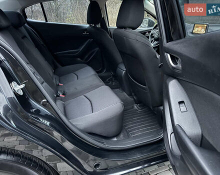 Чорний Мазда 3, об'ємом двигуна 1.5 л та пробігом 143 тис. км за 10900 $, фото 43 на Automoto.ua