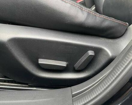 Черный Мазда 3, объемом двигателя 2 л и пробегом 167 тыс. км за 12500 $, фото 12 на Automoto.ua