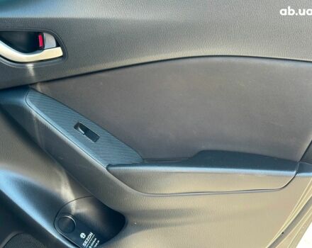 Черный Мазда 3, объемом двигателя 2 л и пробегом 196 тыс. км за 9990 $, фото 14 на Automoto.ua