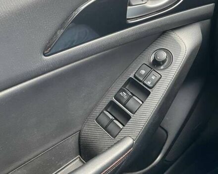 Черный Мазда 3, объемом двигателя 2 л и пробегом 167 тыс. км за 12500 $, фото 13 на Automoto.ua