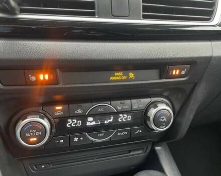 Черный Мазда 3, объемом двигателя 2 л и пробегом 167 тыс. км за 12500 $, фото 8 на Automoto.ua