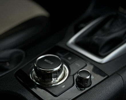 Черный Мазда 3, объемом двигателя 2 л и пробегом 148 тыс. км за 9400 $, фото 20 на Automoto.ua