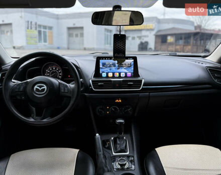 Черный Мазда 3, объемом двигателя 2 л и пробегом 148 тыс. км за 9400 $, фото 14 на Automoto.ua