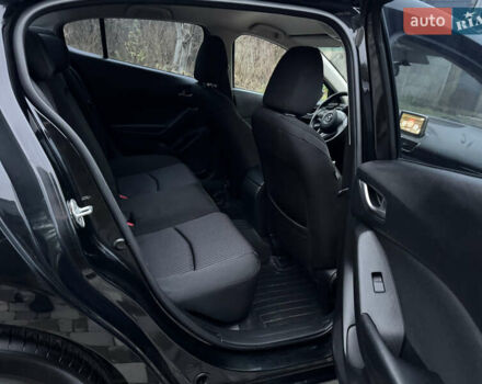 Чорний Мазда 3, об'ємом двигуна 1.5 л та пробігом 143 тис. км за 10900 $, фото 44 на Automoto.ua