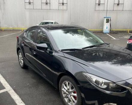 Черный Мазда 3, объемом двигателя 2 л и пробегом 167 тыс. км за 12500 $, фото 4 на Automoto.ua