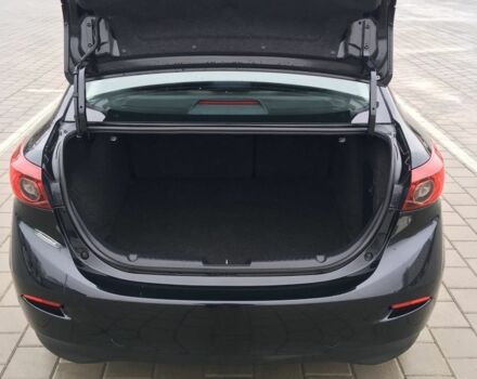 Черный Мазда 3, объемом двигателя 2 л и пробегом 173 тыс. км за 11900 $, фото 8 на Automoto.ua