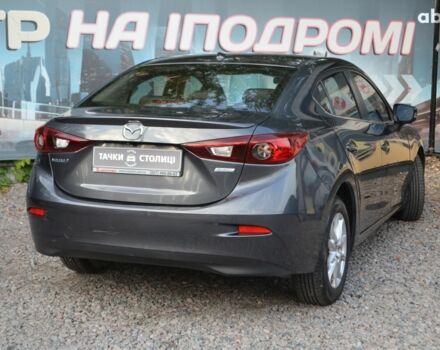 Черный Мазда 3, объемом двигателя 2 л и пробегом 158 тыс. км за 12500 $, фото 3 на Automoto.ua