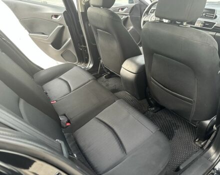 Черный Мазда 3, объемом двигателя 2 л и пробегом 204 тыс. км за 9500 $, фото 8 на Automoto.ua