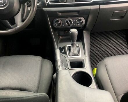 Черный Мазда 3, объемом двигателя 2 л и пробегом 210 тыс. км за 8500 $, фото 4 на Automoto.ua