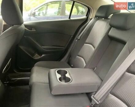 Чорний Мазда 3, об'ємом двигуна 2 л та пробігом 135 тис. км за 11000 $, фото 3 на Automoto.ua