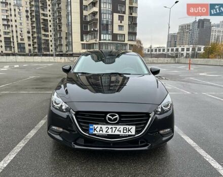 Черный Мазда 3, объемом двигателя 2 л и пробегом 122 тыс. км за 12000 $, фото 3 на Automoto.ua