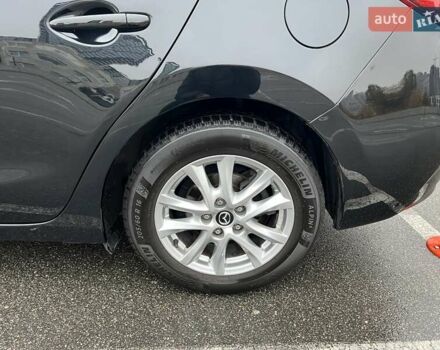 Черный Мазда 3, объемом двигателя 2 л и пробегом 122 тыс. км за 12000 $, фото 28 на Automoto.ua