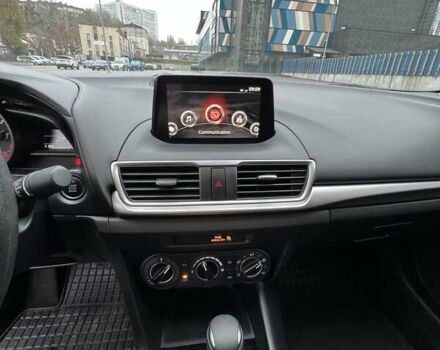 Черный Мазда 3, объемом двигателя 2 л и пробегом 122 тыс. км за 12000 $, фото 38 на Automoto.ua