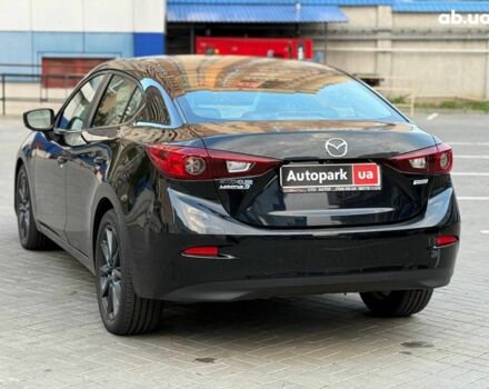 Чорний Мазда 3, об'ємом двигуна 2 л та пробігом 107 тис. км за 13290 $, фото 7 на Automoto.ua