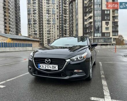 Черный Мазда 3, объемом двигателя 2 л и пробегом 122 тыс. км за 12000 $, фото 8 на Automoto.ua