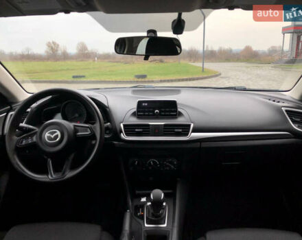 Черный Мазда 3, объемом двигателя 2 л и пробегом 163 тыс. км за 9800 $, фото 14 на Automoto.ua