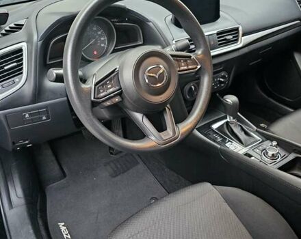 Черный Мазда 3, объемом двигателя 2 л и пробегом 75 тыс. км за 13500 $, фото 4 на Automoto.ua