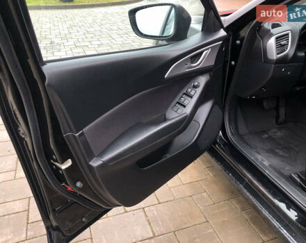 Черный Мазда 3, объемом двигателя 2 л и пробегом 163 тыс. км за 9800 $, фото 9 на Automoto.ua