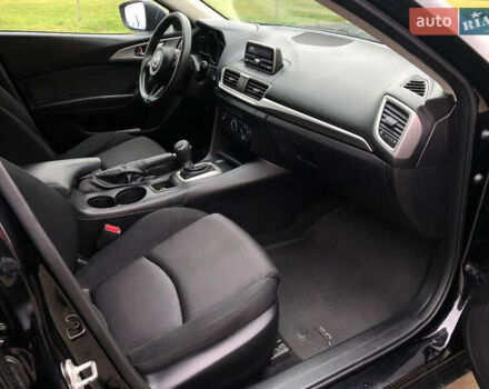 Черный Мазда 3, объемом двигателя 2 л и пробегом 163 тыс. км за 9800 $, фото 11 на Automoto.ua